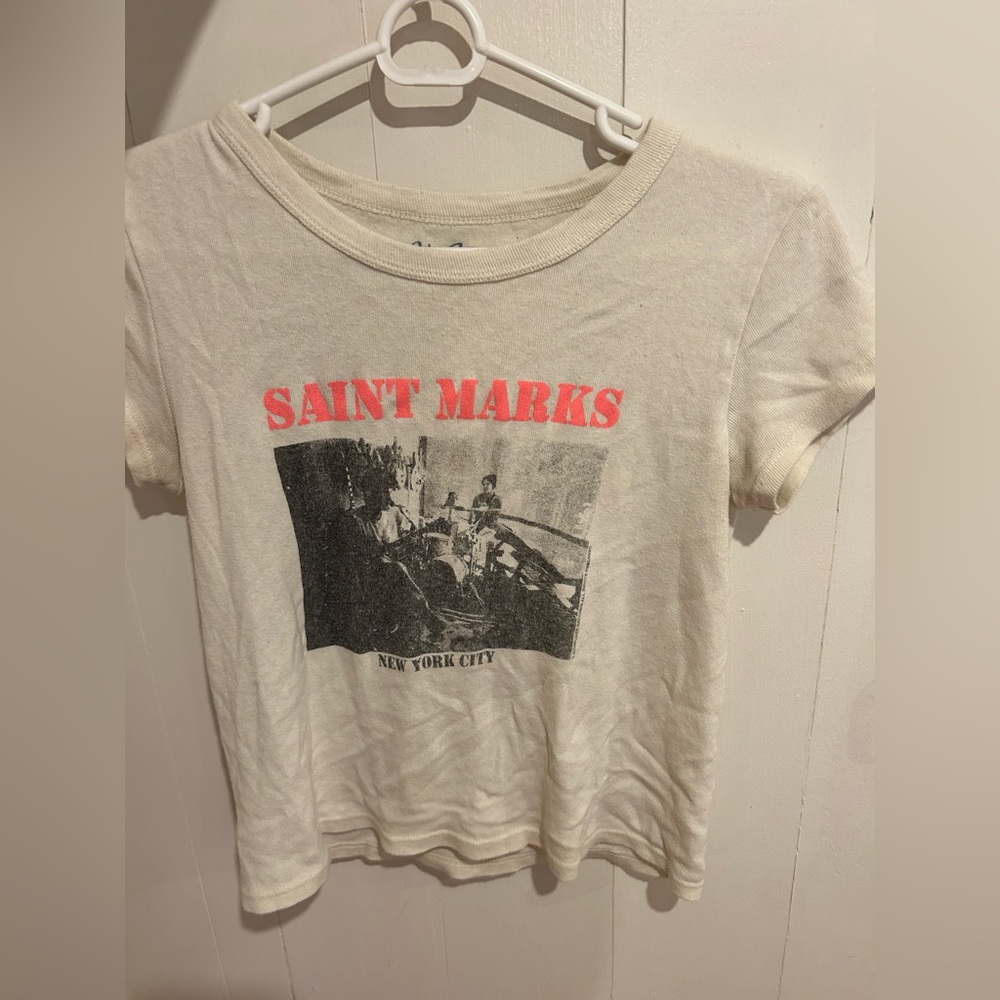 Brandy melville graphic tee
